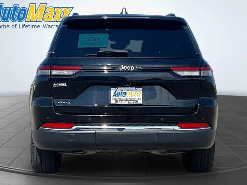 Used 2024 Jeep Grand Cherokee Limited 4xe AWD/4WD image 7