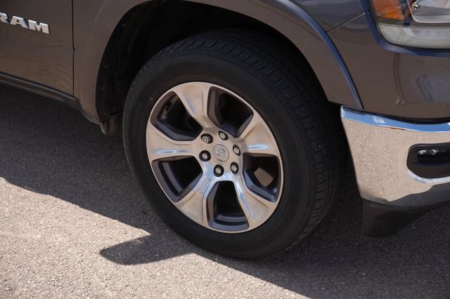 Used 2021 RAM 1500 Laramie AWD/4WD image 9