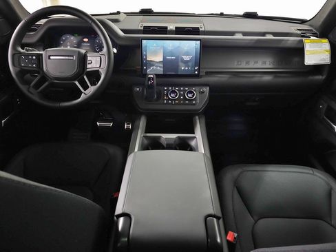 Certified 2025 Land Rover Defender 90 V8 AWD/4WD image 14