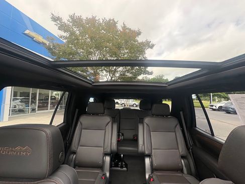 Used 2023 Chevrolet Tahoe High Country w/ Premium Package 2 AWD/4WD image 11