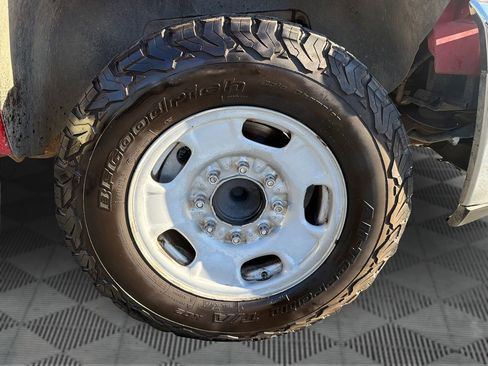 Used 2014 Chevrolet Silverado 2500 W/T image 29