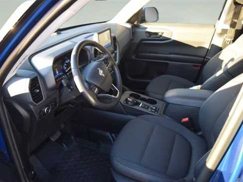 Used 2024 Ford Bronco Sport Badlands image 8