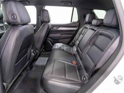 Used 2026 GMC Terrain Elevation w/ Elevation Premium Package FWD image 30