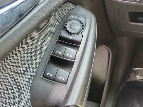 Used 2023 Chevrolet TrailBlazer LT FWD image 18