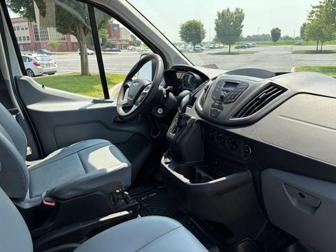 Used 2019 Ford Transit 150 148 Low Roof RWD image 20
