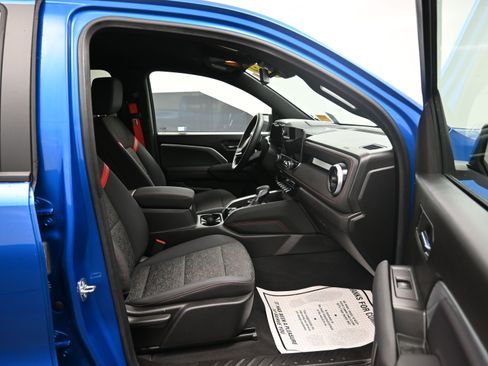 Used 2024 Chevrolet Colorado Z71 w/ Z71 Convenience Package 2 image 21