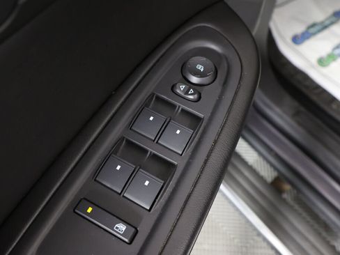 Used 2013 Chevrolet Traverse LT w/ All-Star Edition image 30