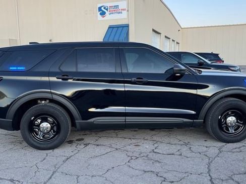 New 2025 Ford Explorer 4WD Police Interceptor image 11
