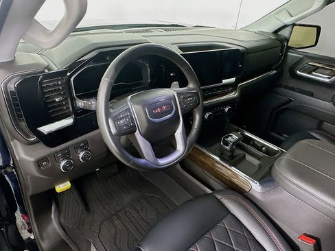 Used 2024 GMC Sierra 1500 Elevation w/ LPO, Elevation Black Package image 31