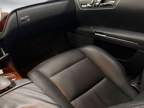 Used 2013 Mercedes-Benz S 550 image 25