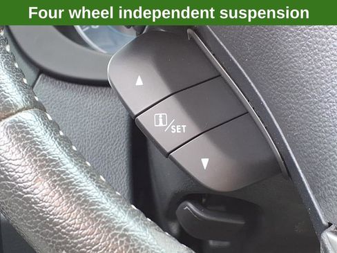 Used 2015 Subaru Crosstrek 2.0i Limited image 31