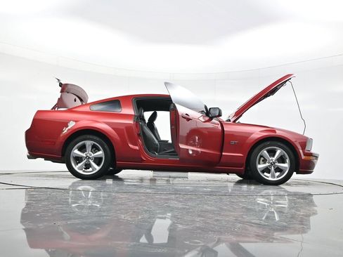 Used 2008 Ford Mustang GT image 45