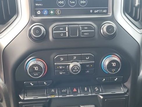 Used 2019 Chevrolet Silverado 1500 LT Trail Boss image 11