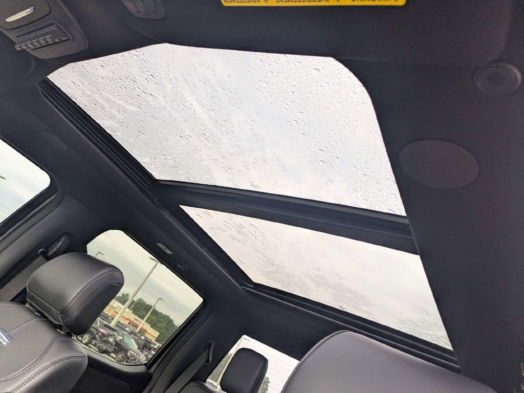 New 2026 Ford F250 Platinum AWD/4WD image 17