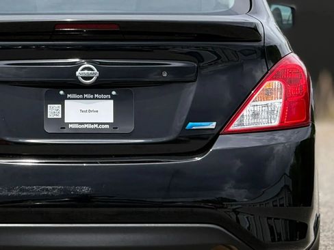 Used 2016 Nissan Versa S Plus image 14
