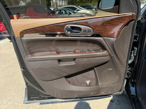 Used 2017 Buick Enclave Leather w/ Enclave Sport Touring Edition AWD/4WD image 22