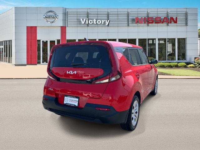 Used 2022 Kia Soul LX FWD image 3