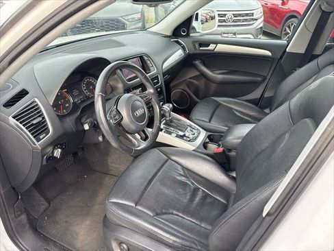 Used 2015 Audi Q5 3.0T Prestige image 5