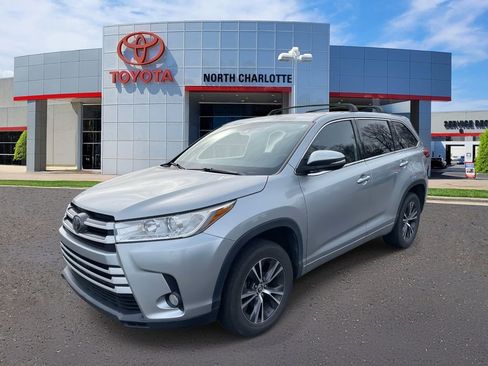 Used 2018 Toyota Highlander Plus image 4