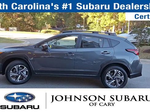Used 2025 Subaru Crosstrek 2.0i Premium image 7