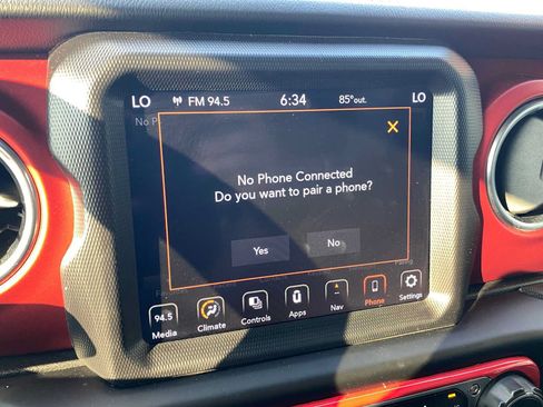 Used 2020 Jeep Wrangler Unlimited Rubicon w/ Dual Top Group AWD/4WD image 24