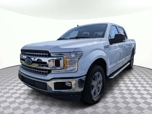 Used 2019 Ford F150 XLT w/ Equipment Group 302A Luxury RWD image 3