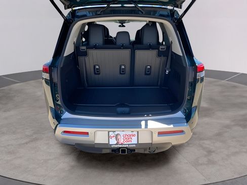 Used 2025 Nissan Pathfinder Platinum FWD image 78