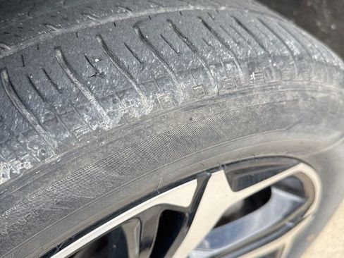 Used 2023 Chevrolet TrailBlazer RS w/ Convenience Package image 9