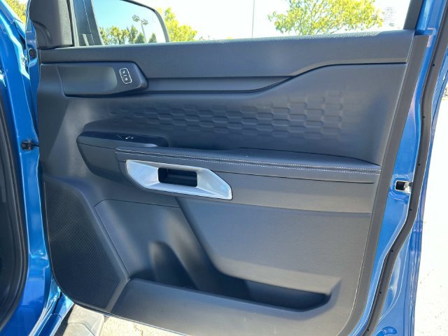 Used 2025 Ford Ranger XLT w/ Technology Package AWD/4WD image 33