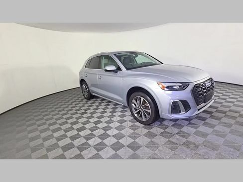 Used 2023 Audi Q5 2.0T Premium w/ Convenience Package AWD/4WD image 34