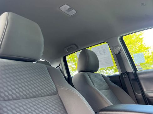 Certified 2022 Toyota Tacoma SR image 16