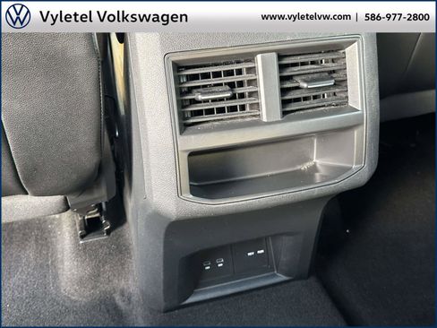 Certified 2023 Volkswagen Atlas Cross Sport SE image 13