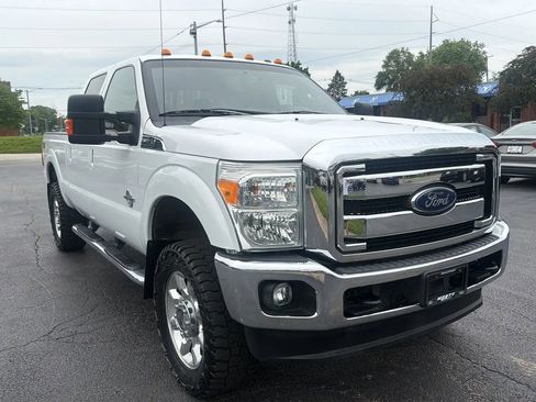 Used 2016 Ford F250 Lariat w/ Lariat Interior Package AWD/4WD image 3