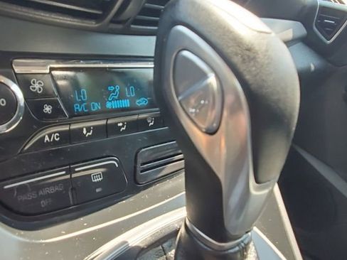 Used 2013 Ford C-MAX SE FWD image 30