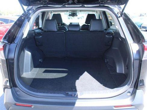 Certified 2021 Toyota RAV4 XLE AWD/4WD image 7