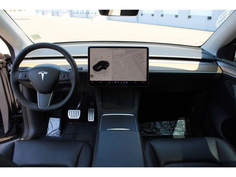 Used 2022 Tesla Model Y Performance AWD/4WD image 10