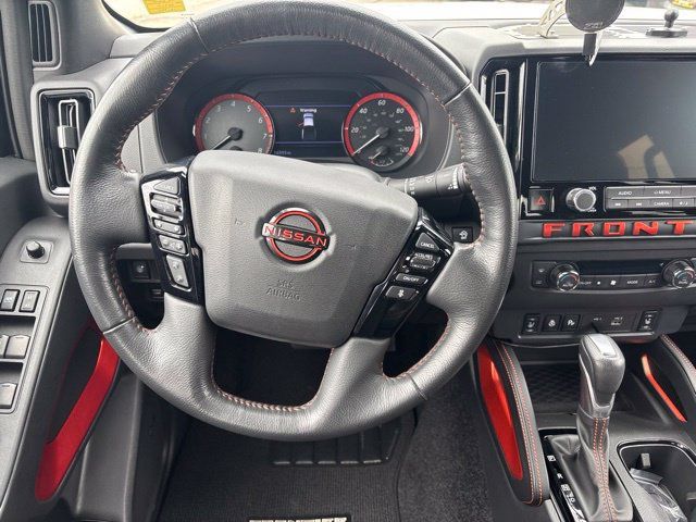 Used 2025 Nissan Frontier PRO-4X w/ Pro Convenience Package AWD/4WD image 19