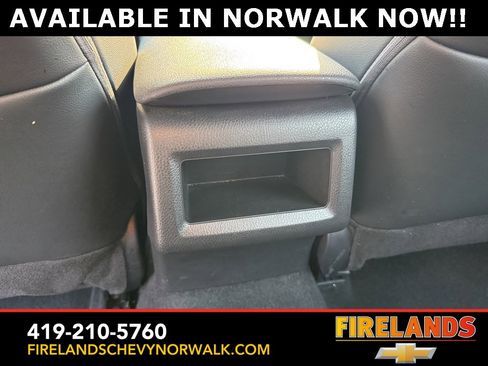 Used 2024 Toyota Camry SE image 30