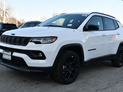 New 2026 Jeep Compass Latitude image 4