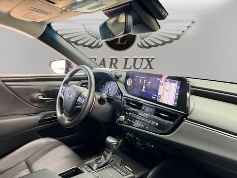Used 2022 Lexus ES 300h w/ Premium Package FWD image 17