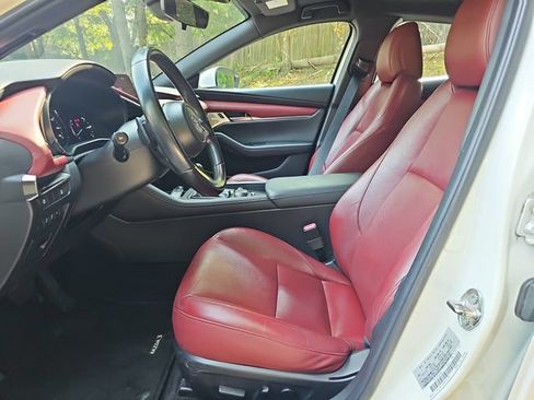 Used 2020 MAZDA MAZDA3 AWD Hatchback w/ Premium Pkg image 9