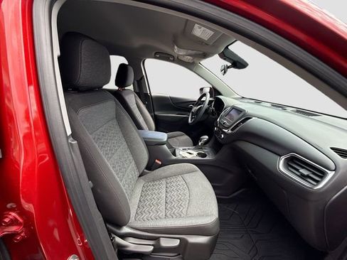 Used 2024 Chevrolet Equinox LT w/ LPO, Floor Liner Package image 27