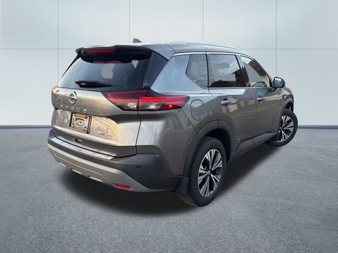 Used 2021 Nissan Rogue SV AWD/4WD image 4