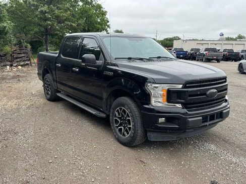 Used 2018 Ford F150 XLT w/ Equipment Group 302A Luxury RWD image 8