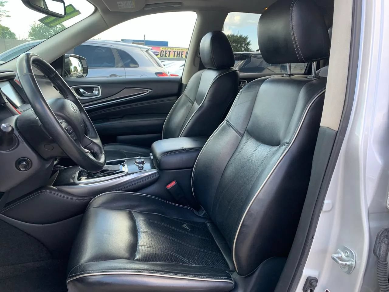 Used 2017 INFINITI QX60 FWD w/ Premium Plus Package image 19