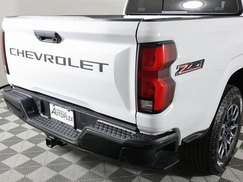 Used 2024 Chevrolet Colorado Z71 w/ Z71 Convenience Package 2 image 45