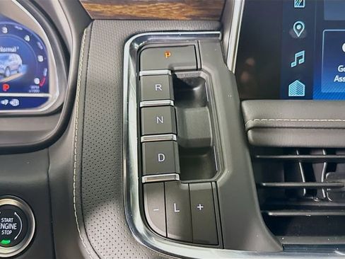 Used 2024 Chevrolet Tahoe Premier image 20