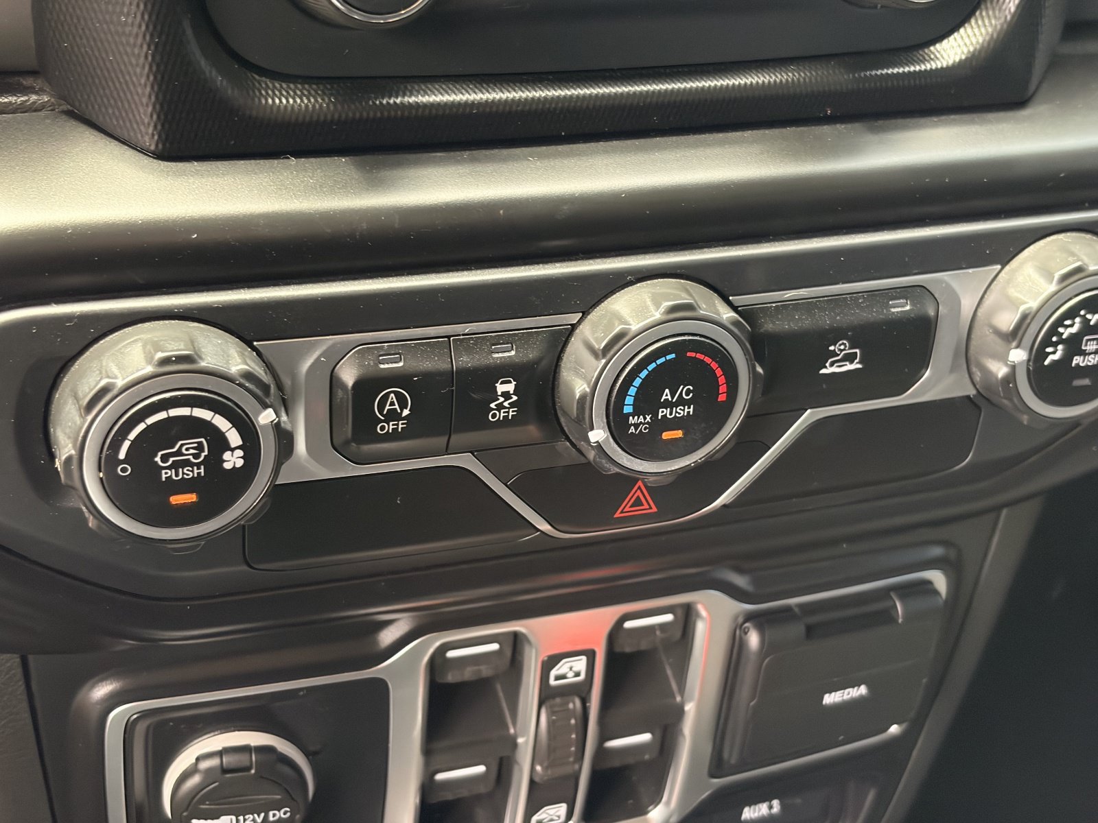 Used 2021 Jeep Wrangler Unlimited Sport AWD/4WD image 23