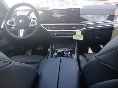New 2026 BMW X5 xDrive50e image 13