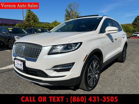 Used 2019 Lincoln MKC Reserve w/ MKC Climate Package image 1